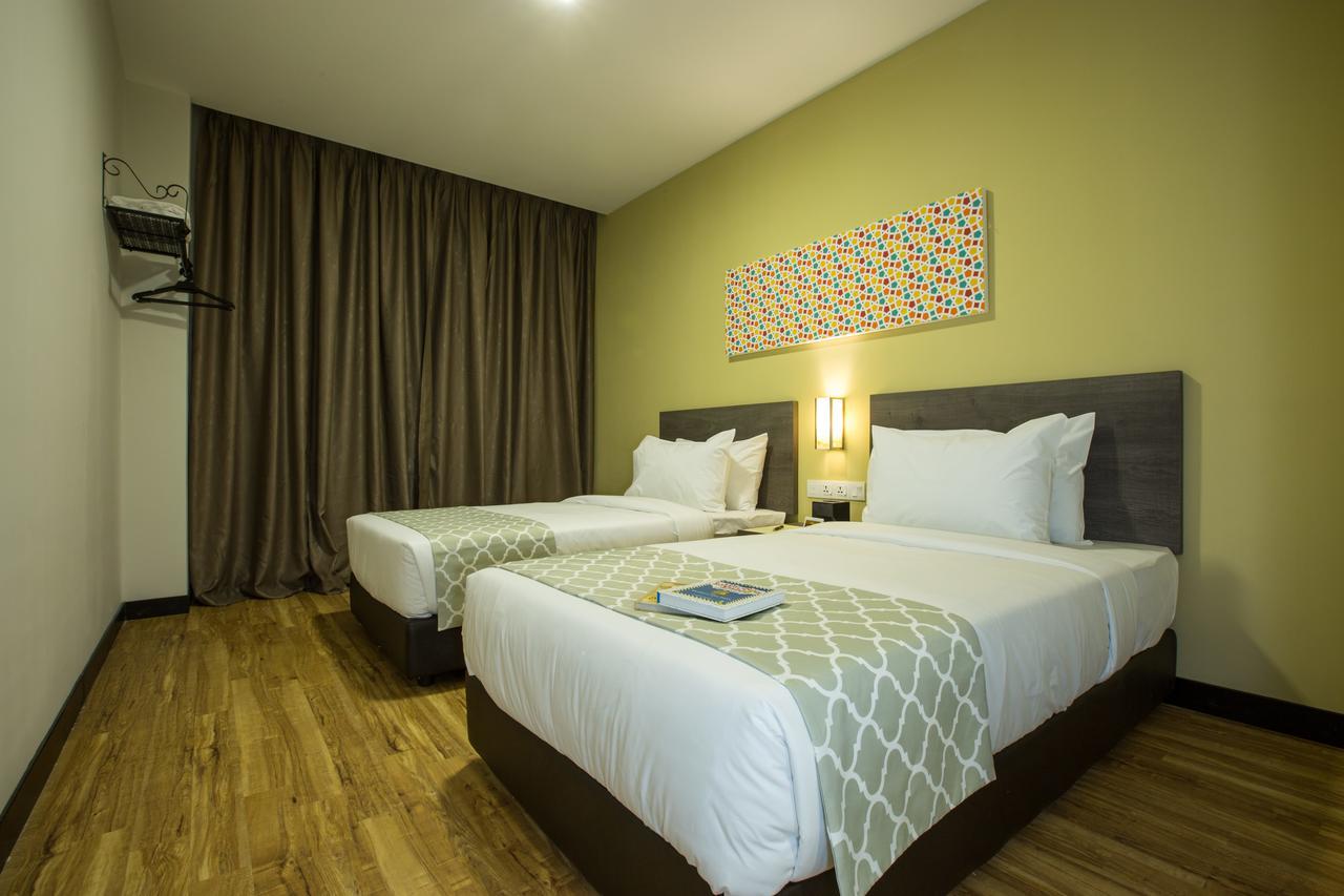 Humaira Hotel Tanah Merah  Extérieur photo
