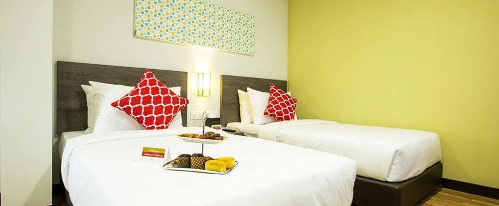 Humaira Hotel Tanah Merah  Extérieur photo